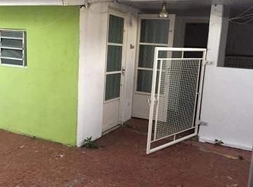 Casa · 150m² · 3 Quartos · 2 Vagas · Casa Para Alugar No Bairro Centro - Poços de Caldas/mg
