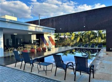 Casa · 520m² · 4 Quartos · 8 Vagas · Casa Clube No Condomínio Saraiva - Betim/mg