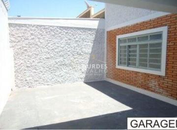 Casa · 150m² · 3 Quartos · 2 Vagas · Casa Padrão Á Venda - 3 Dormitórios - Bairro Campos Elísios