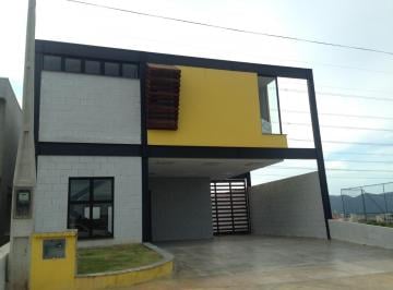 Casa , Mogi das Cruzes · Sobr. de Cond. Vila Oliveira - 197 m² - 3 Sts - R$1.405 Milhões (Estuda Permuta)