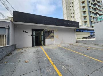 2023/10/a2e1578ce25e7aa4c2e8f98e23f9e19b.jpg · Casa Comercial Para Locação No Cambuí Com 200 m² de Área, 6 Salas, Jardim de Inverno, Lavabo, Banhei