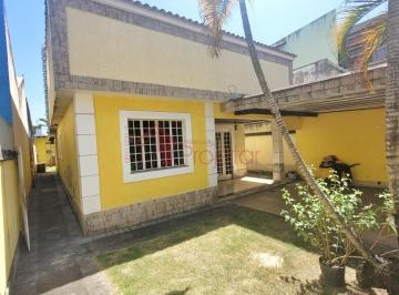 2023/10/fdff17a7c91805c82f6e7ff38609cfd6.jpg · Casa C/ 5 Quartos E Quintal No Centro de Nova Iguaçu/rj