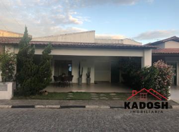 Foto 01 · Casa de Luxo Em Condomínio: 3 Quartos, 2 Suítes, 1 Sala, 3 Banheiros, 2 Vagas de Garagem, 200 m² - m