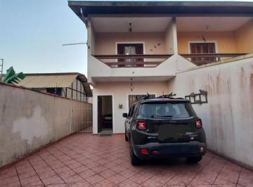 Casa · 125m² · 3 Quartos · 2 Vagas · Sobrado Ótima Localização Prainha