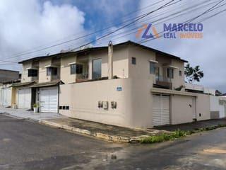 Casa · 130m² · 3 Quartos · 2 Vagas · Casa À Venda - Em Candeias