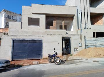 Casa de 3 quartos, Conselheiro Lafaiete · Casa a Venda Em Conselheiro Lafaiete