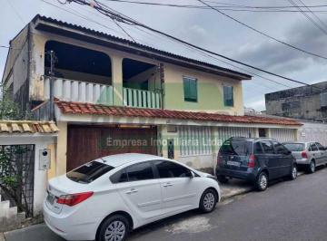 Casa · 350m² · 4 Quartos · 6 Vagas · Casa Ampla E Bem Localizada No Parque 10: Ideal Para Família Ou Negócio