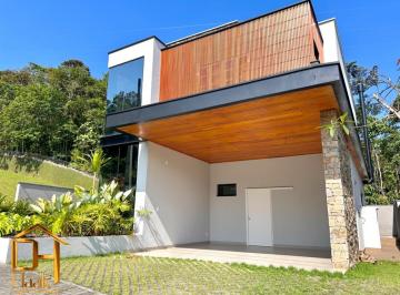 2023/12/9f2d9cd85dd0dfe010d1a4a671e8923d.jpg · Casa No Quinte Essence Com 4 Quartos, Sendo 3 Suítes, Churrasqueira E Piscina