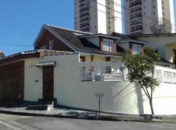 2023/12/6f1cb504d35c4111996fdefe0197c97e.jpg · Casa - Centro