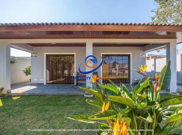 Casa de 4 quartos, Campo Largo · Casa Residencial de Esquina Com 4 Quartos