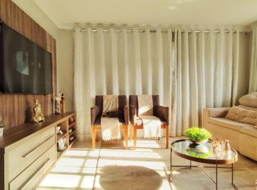 2024/01/2bc3bc2707d546165732fe3e6994339c.jpg · Casa Plana Com Piscina