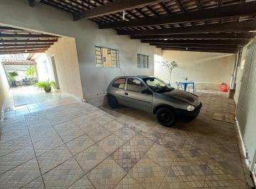 Casa de 3 quartos, Uberlândia · Casa Bairro Planalto Excelente Localização