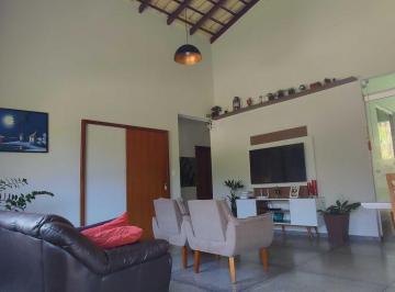 Casa · 157m² · 4 Quartos · 2 Vagas · Casa Em Condomínio Plana
