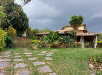Casa · 350m² · 3 Quartos · 2 Vagas · Casa No Condomínio Vale Do Tamanduá