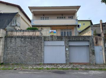 Casa de 2 quartos, Salvador · Casa Com Dois Pavimentos 250 m² Santa Mônica