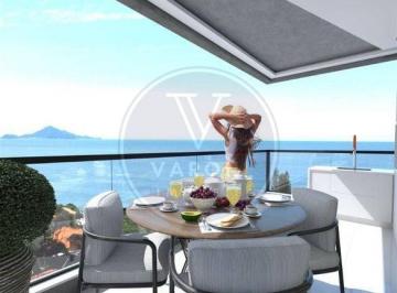 Apartamento · 257m² · 2 Quartos · 2 Vagas · Praia de Cabeçudas 2 Suítes 2 Vagas