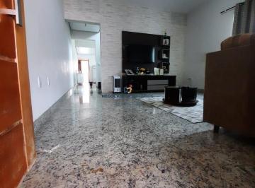 Casa · 180m² · 3 Quartos · 3 Vagas · Seu Sonho No Jardim Alterosa Em Betim/mg