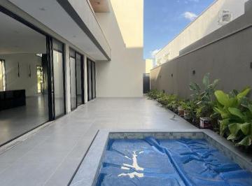 Casa de 4 quartos, Uberlândia · Sobrado Condomínio Jardins Barcelona