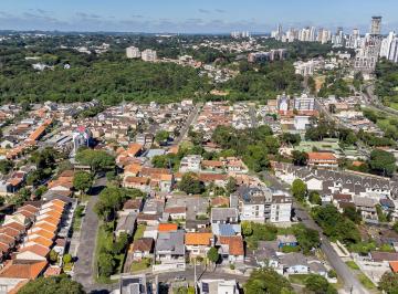 Casa de 4 quartos, Curitiba · Ótima Casa No Campina Do Siqueira