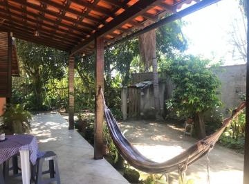 Casa de 2 quartos, Saquarema · Casa Saquarema Jaconé Com Quintal, Árvores Frutíferas E Espaço Para Piscina, Próximo a Praia.