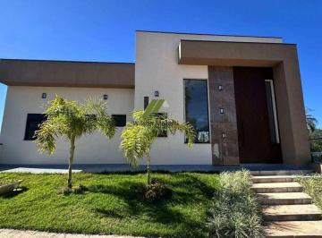 Casa · 236m² · 3 Quartos · 2 Vagas · Linda Casa Em Condomínio