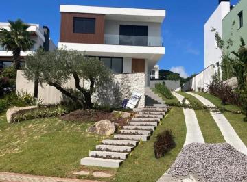 Casa · Excelente Casa No Com 417 m Quadrados
