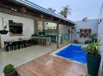 Casa · 200m² · 3 Quartos · 4 Vagas · Casa À Venda No Bairro Chácaras Tubalina E Quartel - Uberlândia/mg