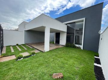 Casa · 250m² · 3 Quartos · 2 Vagas · Casa Para Venda Em Uberlândia, Life I, 3 Dormitórios, 1 Suíte, 2 Banheiros, 2 Vagas