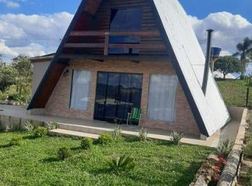 chacara-a-venda-2-quartos-1758m-centro-catanduvas-pr1699967756457frzne.jpg · Chácara À Venda 2 Quartos, 1758 m², Centro, Catanduvas - Pr