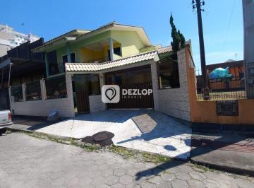 Casa · 282m² · 3 Quartos · 2 Vagas · Casa À Venda No Rio Caveiras, Biguaçu | 3 Quartos Sendo 1 Suíte