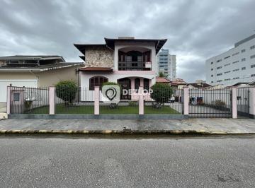 Casa · 210m² · 3 Quartos · 3 Vagas · Casa À Venda No Centro, Biguaçu | 3 Quartos