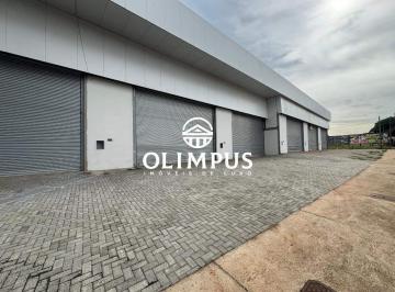 Comercial · 202m² · Excelente Galpão de 202 m² Localizado Em Área Nobre de Uberlândia.