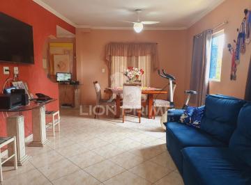 Casa · 154m² · 3 Quartos · 2 Vagas · Oportunidade, Casa À Venda de 3 Quartos, 2 Suítes No Bairro Centro