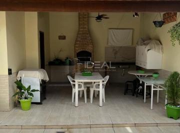 Casa · 160m² · 3 Quartos · 2 Vagas · Casa Duplex Com Câmeras de Monitoramento E Energia Solar