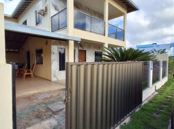 Casa dupolex de 4 quartos para venda no Condomínio Marisol na praia de Manguinhos - São Francisco, RJ · Casa Em Manguinhos Com Amplos Terrenos E Vista Para o Mar.