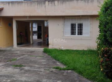 Casa · 230m² · 2 Quartos · Casa Em Parque California - Campos Dos Goytacazes, Rj