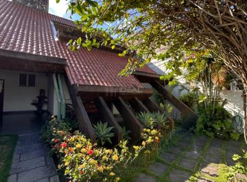 Casa · 440m² · 3 Quartos · 6 Vagas · Casa Com Quintal Generoso Próximo Á 28 de Março Para Venda