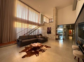 Casa · 300m² · 3 Quartos · 2 Vagas · Projeto Arquitetônico No Condomínio Royal Boulevard