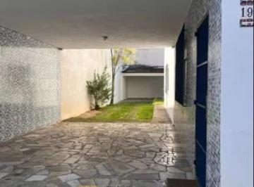 Casa · 360m² · 5 Quartos · 5 Vagas · Excelente Casa Para Locação No Centro de Vila Velha