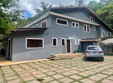 fora da casa · Linda Chácara Em Mairiporã!