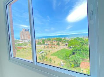 Apartamento · 55m² · 2 Quartos · 1 Vaga · Apartamento de 2 Quartos Com Suíte Vista Mar!