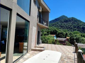 Casa de 3 quartos, Guapimirim · Charmosa Residência Em Condomínio Alpha 1 - Guapimirim