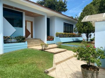 Casa de 5 quartos, Vitória · Linda Mansão No Canal Em Vitória