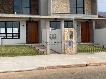 Casa · 131m² · 3 Quartos · 1 Vaga · Geminado de Alto Padrão Com 3 Dormitórios Em Torres