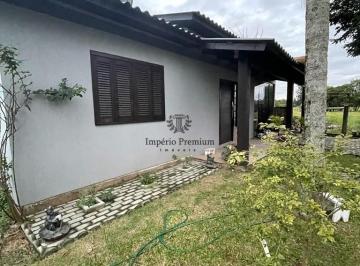 Casa · 100m² · 2 Quartos · 2 Vagas · Espaço E Conforto: Casa Com 2 Dormitórios, Churrasqueira E Pátio Privativo