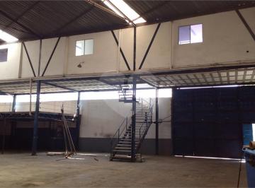 Área de Serviço · Imoveis - No Jardim Peri