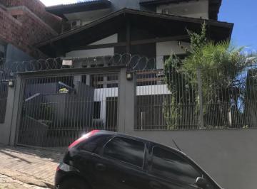 Casa · 274m² · 4 Quartos · 4 Vagas · Casa Semimobiliada À Venda No Bairro Vinhedos.