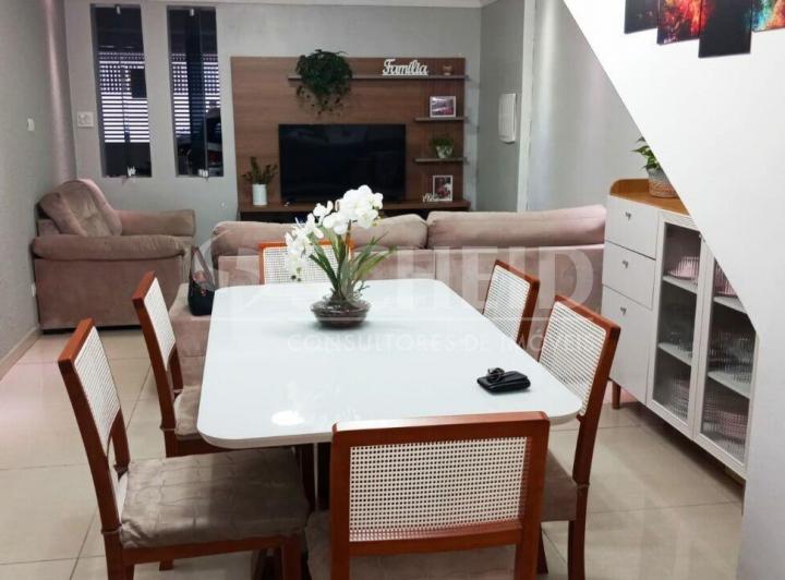Casa À Venda Com 90 m², de 3 Quartos E 2 Vagas, Jardim Prudência.