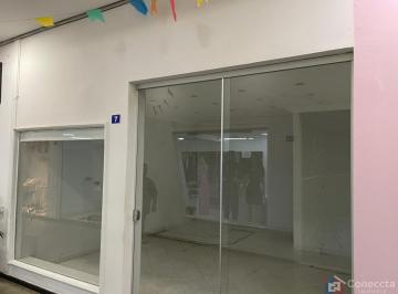 Comercial · 24m² · Galeria Cristina - Loja Comercial À Venda Com 364 m² Em Patos de Minas - Oportunidade Imperdível!