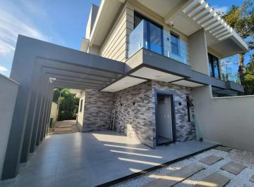 Casa de 2 quartos, Bombinhas · Lindo Sobrado a Venda Mobiliado